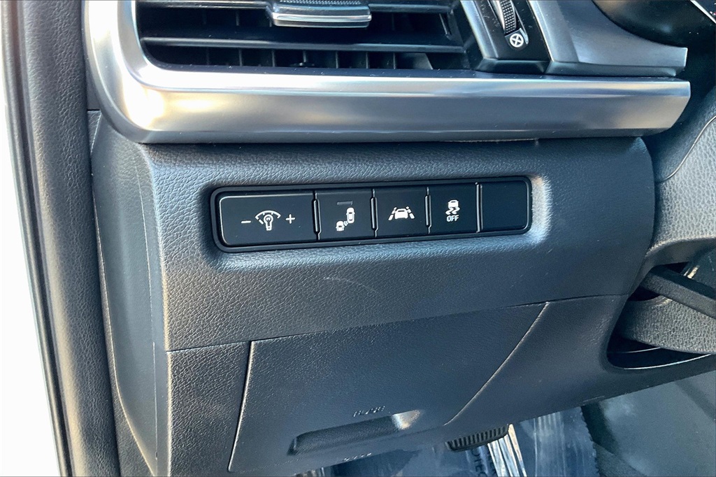 2022 Kia Telluride LX - Photo 26