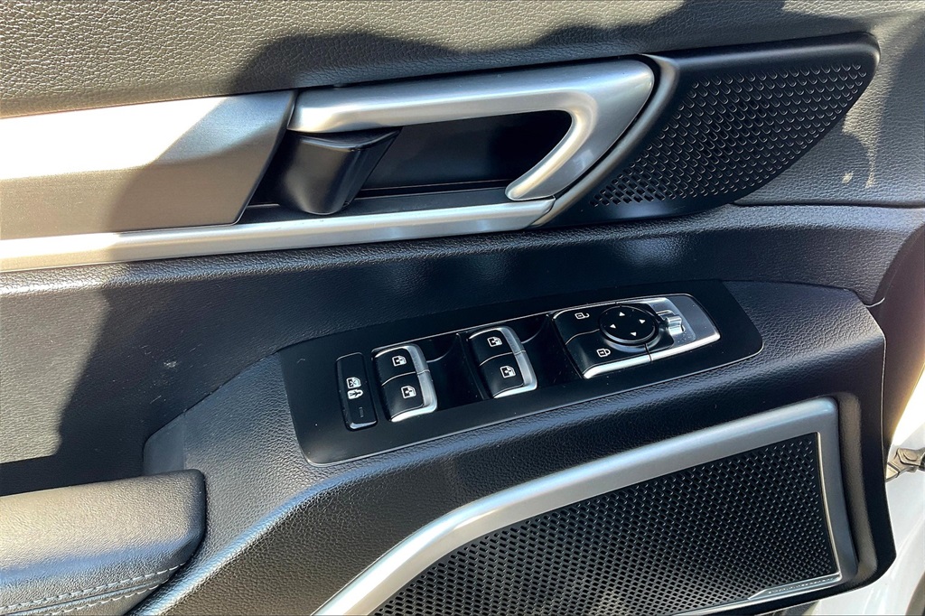 2022 Kia Telluride LX - Photo 38