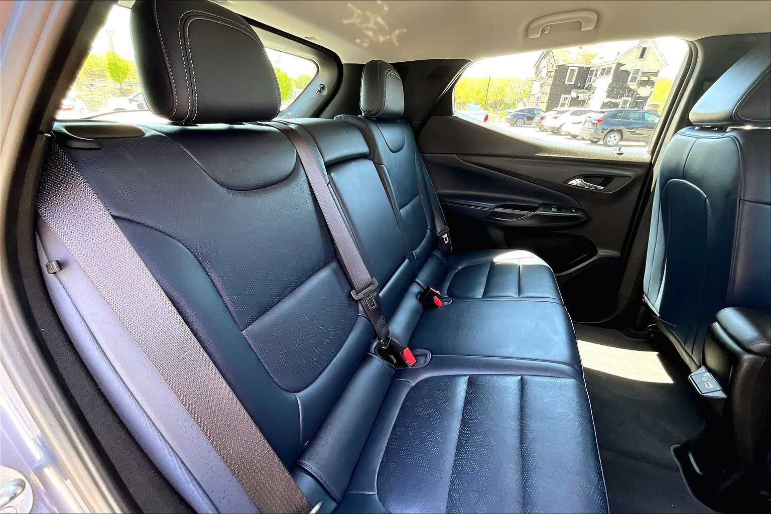 2022 Chevrolet Bolt EUV Premier - Photo 16