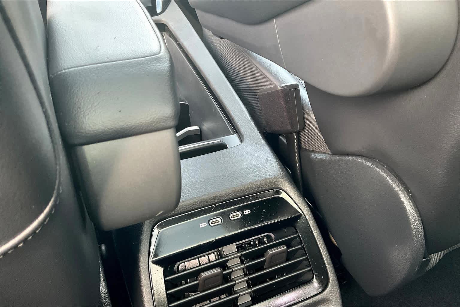 2021 Volkswagen ID.4 Pro S - Photo 29