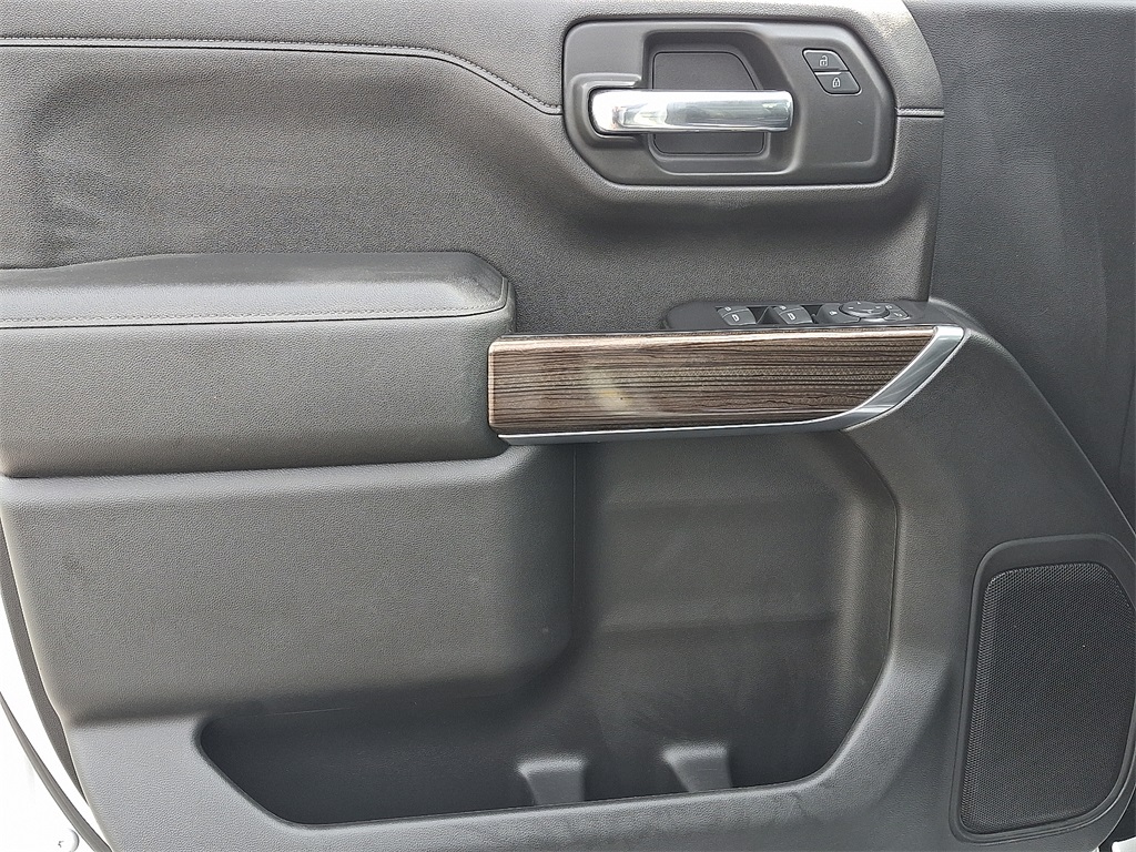 2019 Chevrolet Silverado 1500 LT - Photo 13