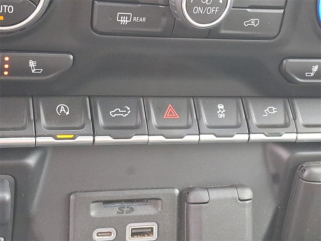 2019 Chevrolet Silverado 1500 LT - Photo 24