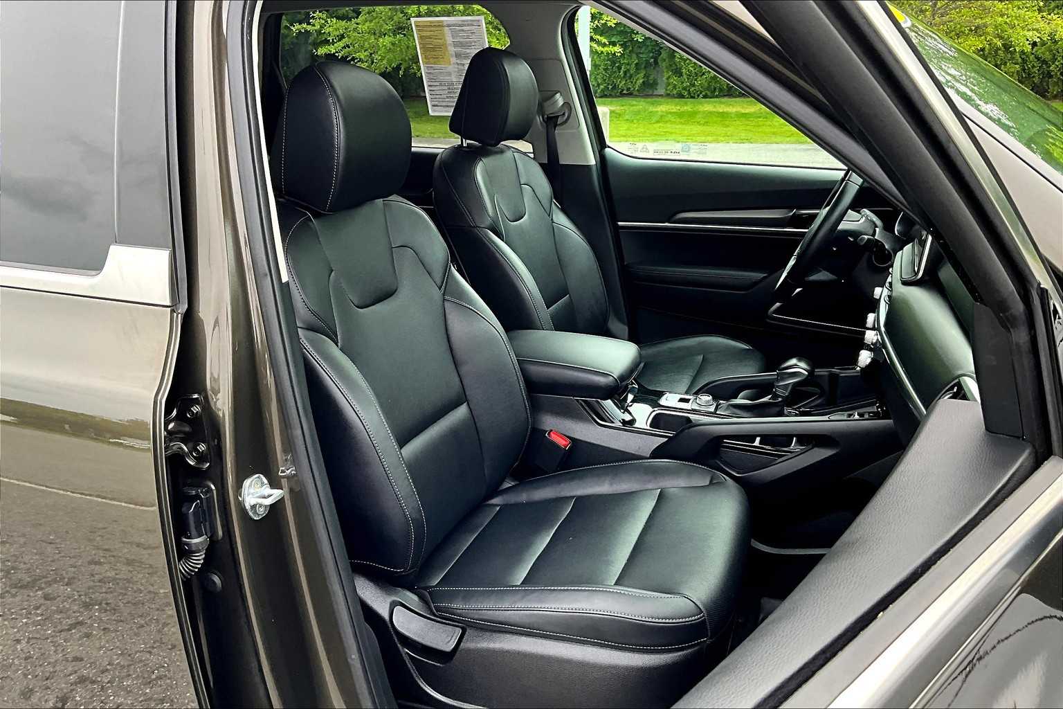 2022 Kia Telluride S - Photo 11