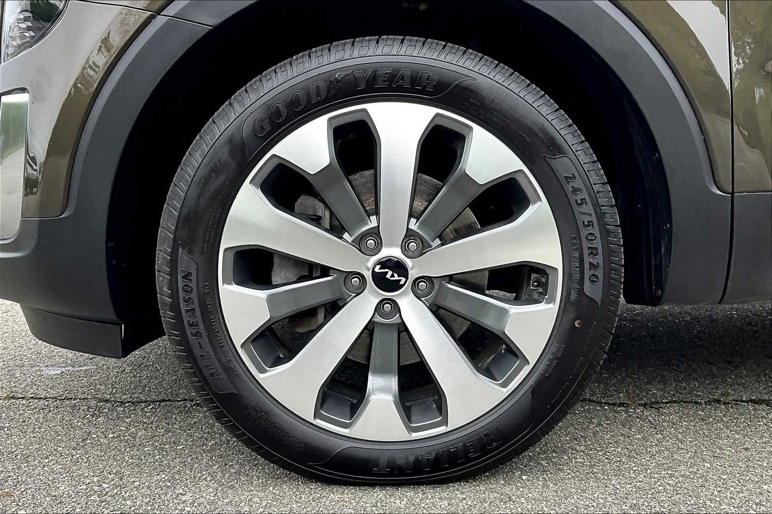 2022 Kia Telluride S - Photo 7