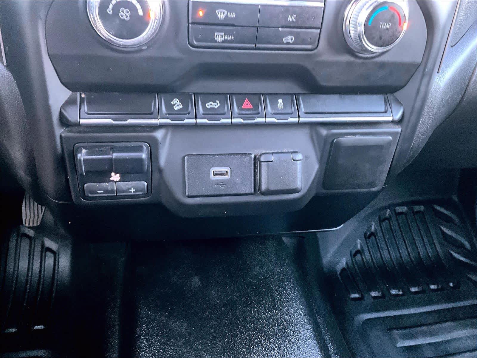 2020 GMC Sierra 1500  - Photo 25