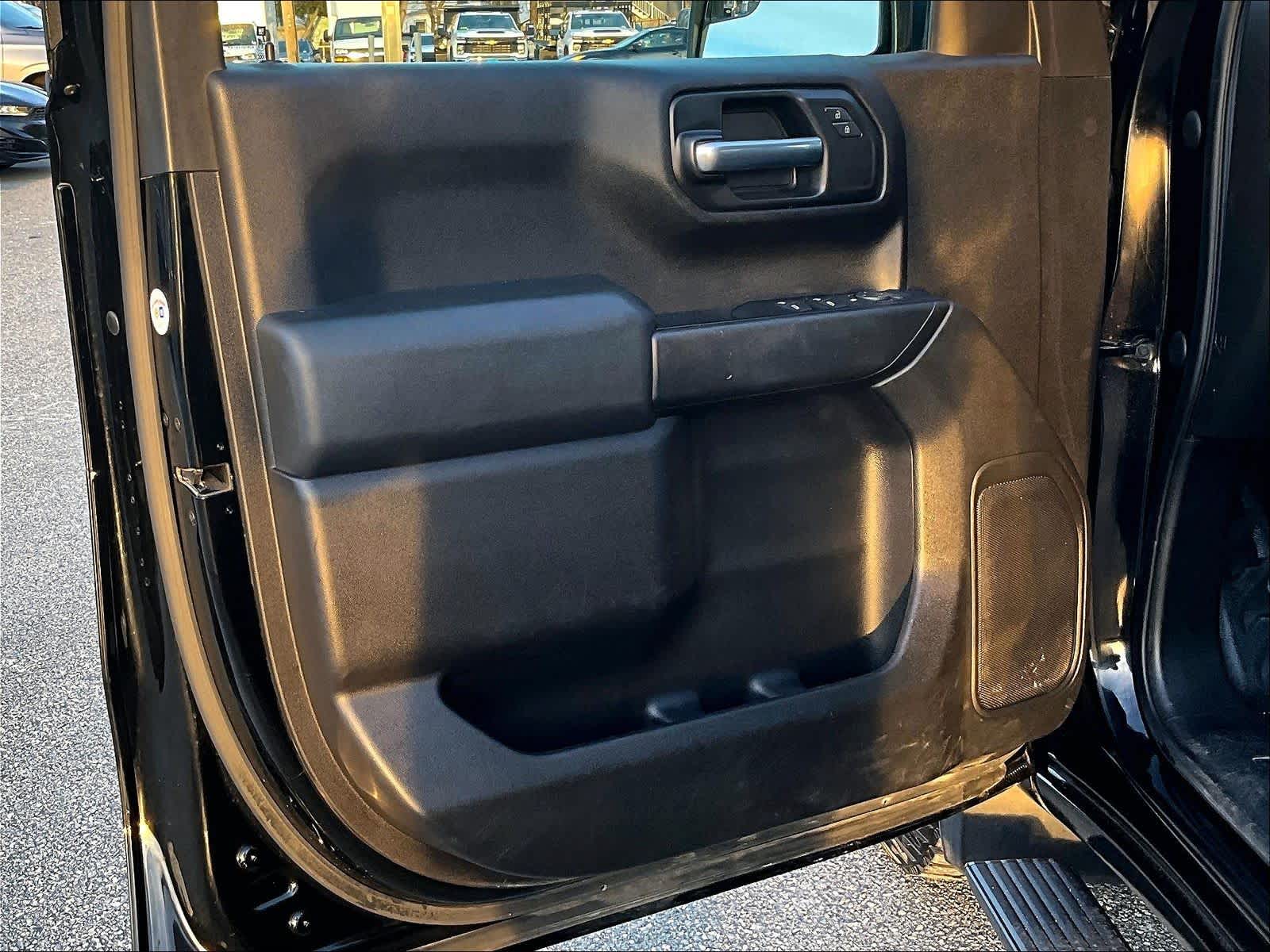 2020 GMC Sierra 1500  - Photo 9