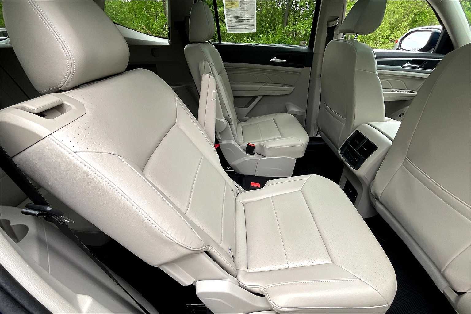 2021 Volkswagen Atlas 3.6L V6 SE w/Technology R-Line - Photo 16