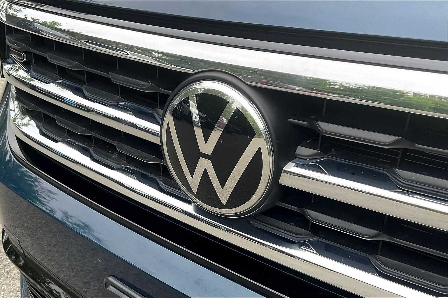 2021 Volkswagen Atlas 3.6L V6 SE w/Technology R-Line - Photo 33