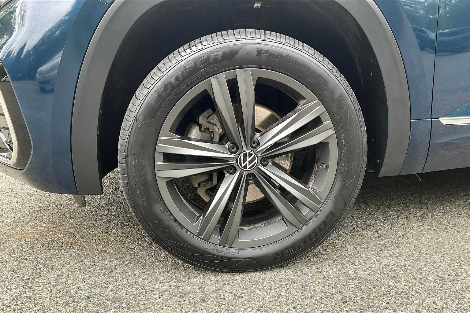 2021 Volkswagen Atlas 3.6L V6 SE w/Technology R-Line - Photo 7