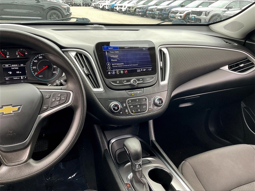 2022 Chevrolet Malibu LT - Photo 17
