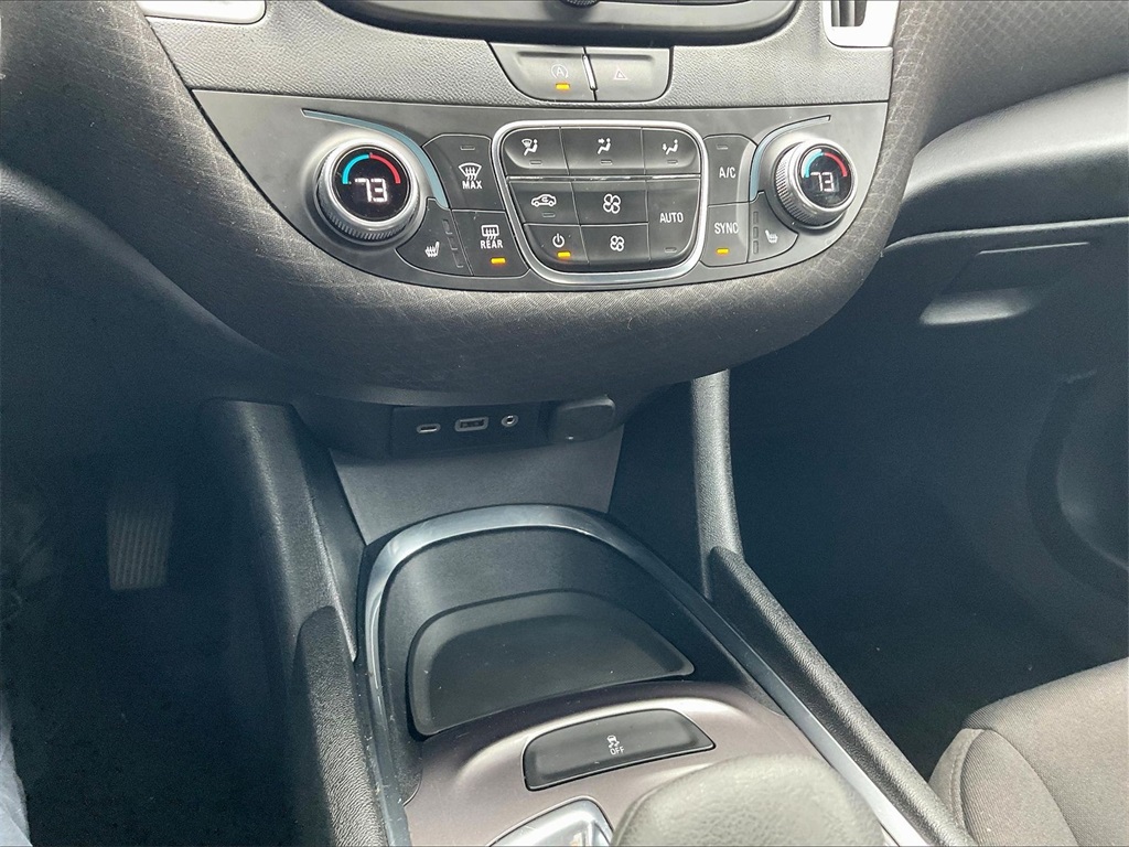 2022 Chevrolet Malibu LT - Photo 25