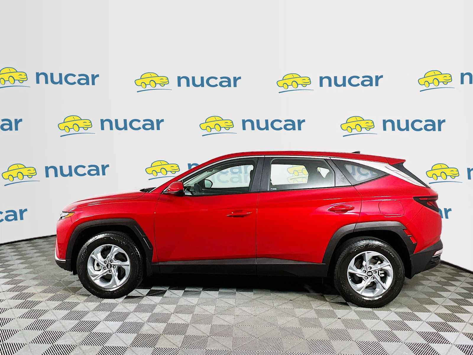 2023 Hyundai Tucson SE - Photo 4