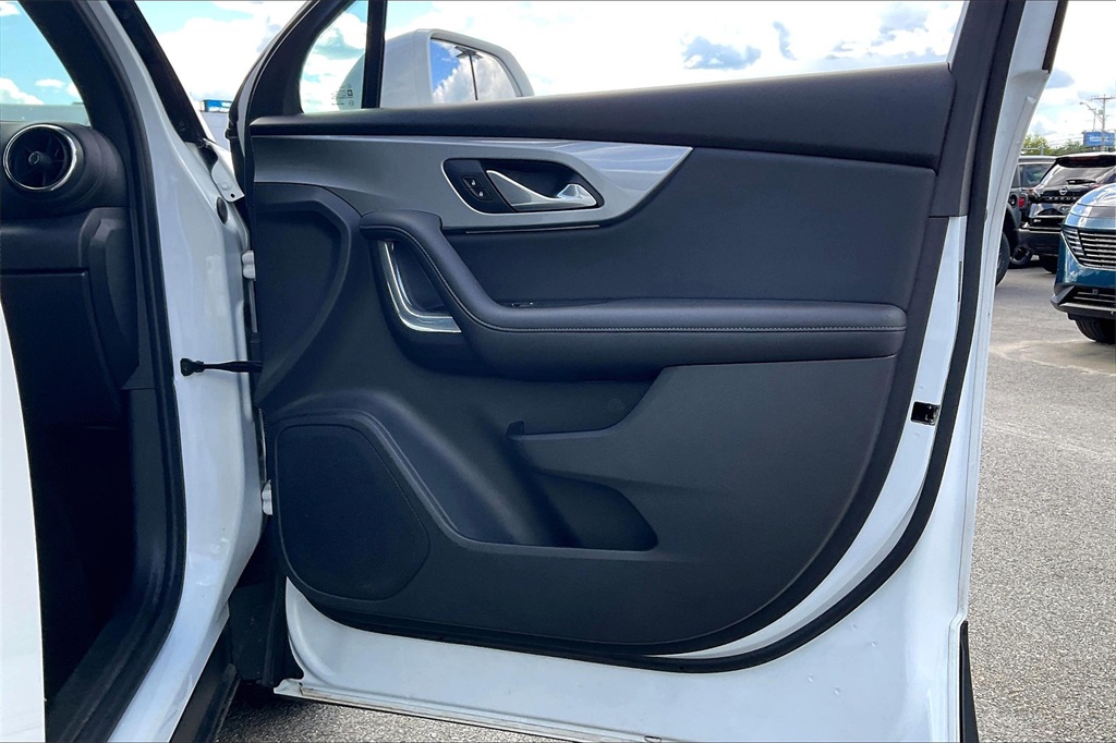 2019 Chevrolet Blazer Base - Photo 11