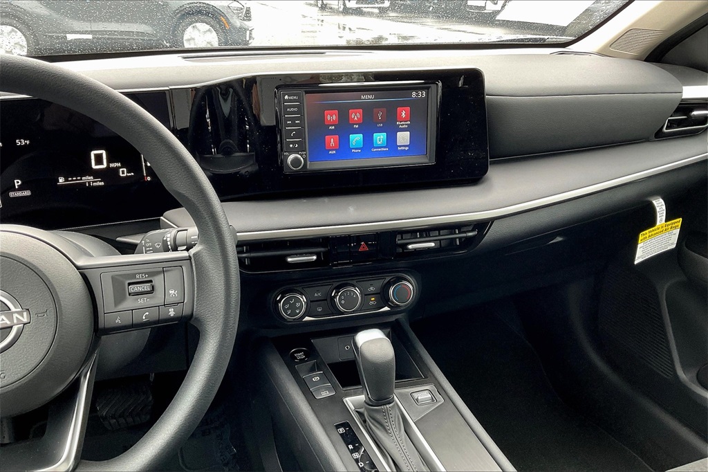2025 Nissan Kicks S - Photo 13