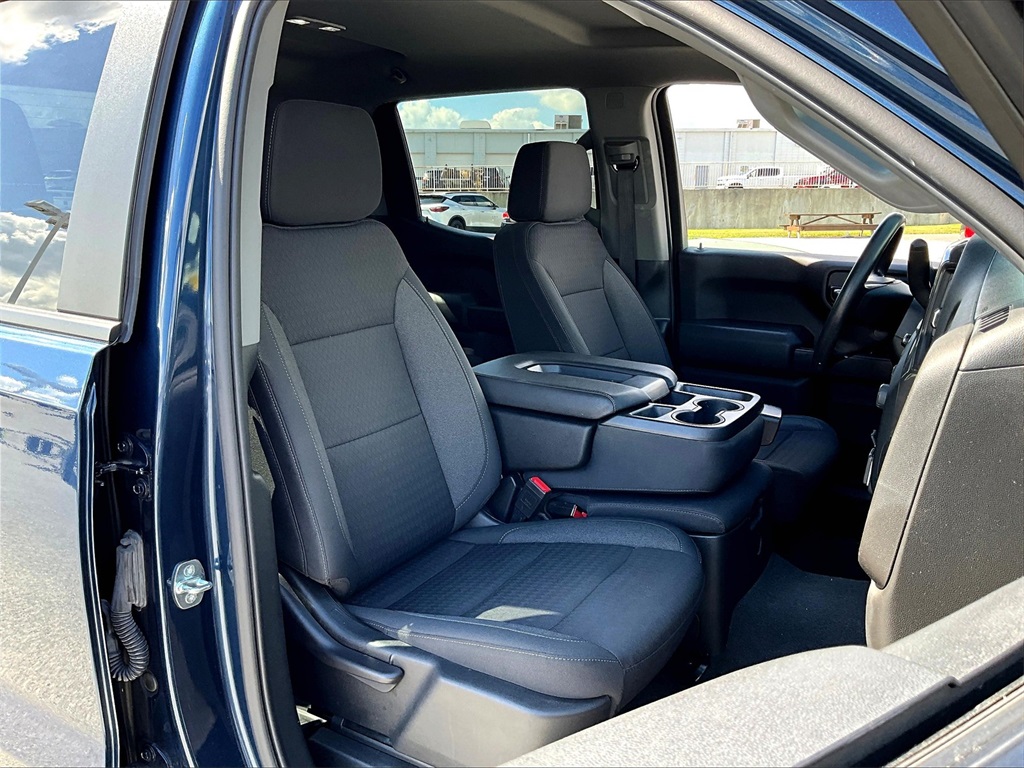 2022 Chevrolet Silverado 1500 Custom - Photo 11