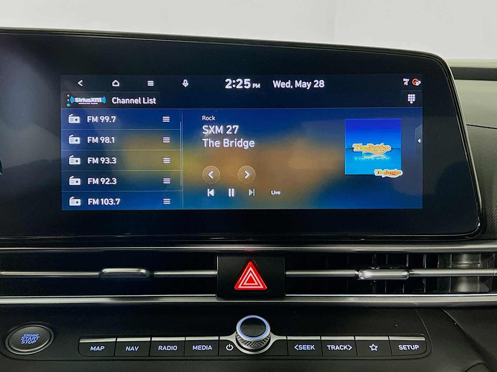 2024 Hyundai Elantra Hybrid Blue - Photo 15