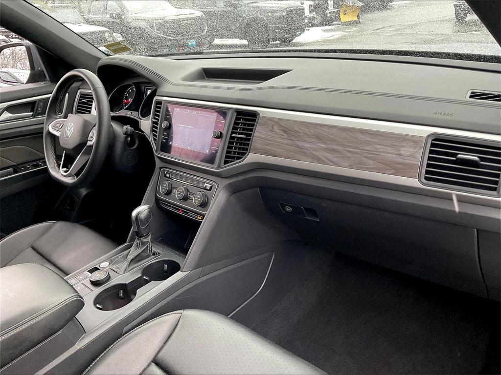 2021 Volkswagen Atlas Cross Sport 3.6L V6 SE w/Technology - Photo 13
