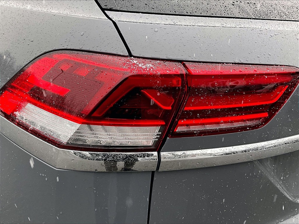 2021 Volkswagen Atlas Cross Sport 3.6L V6 SE w/Technology - Photo 30