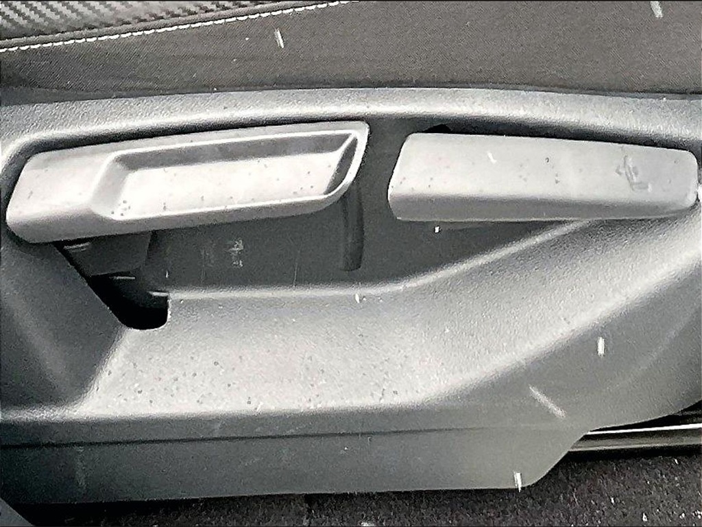 2021 Volkswagen Atlas Cross Sport 3.6L V6 SE w/Technology - Photo 35