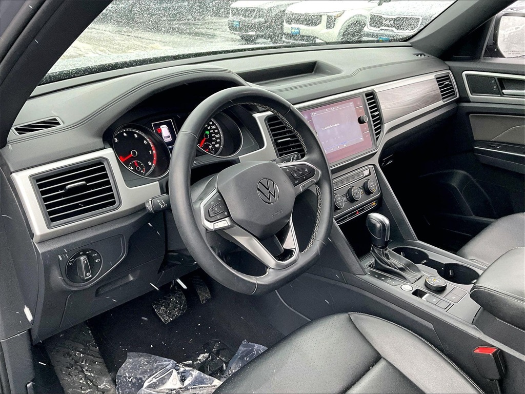 2021 Volkswagen Atlas Cross Sport 3.6L V6 SE w/Technology - Photo 8