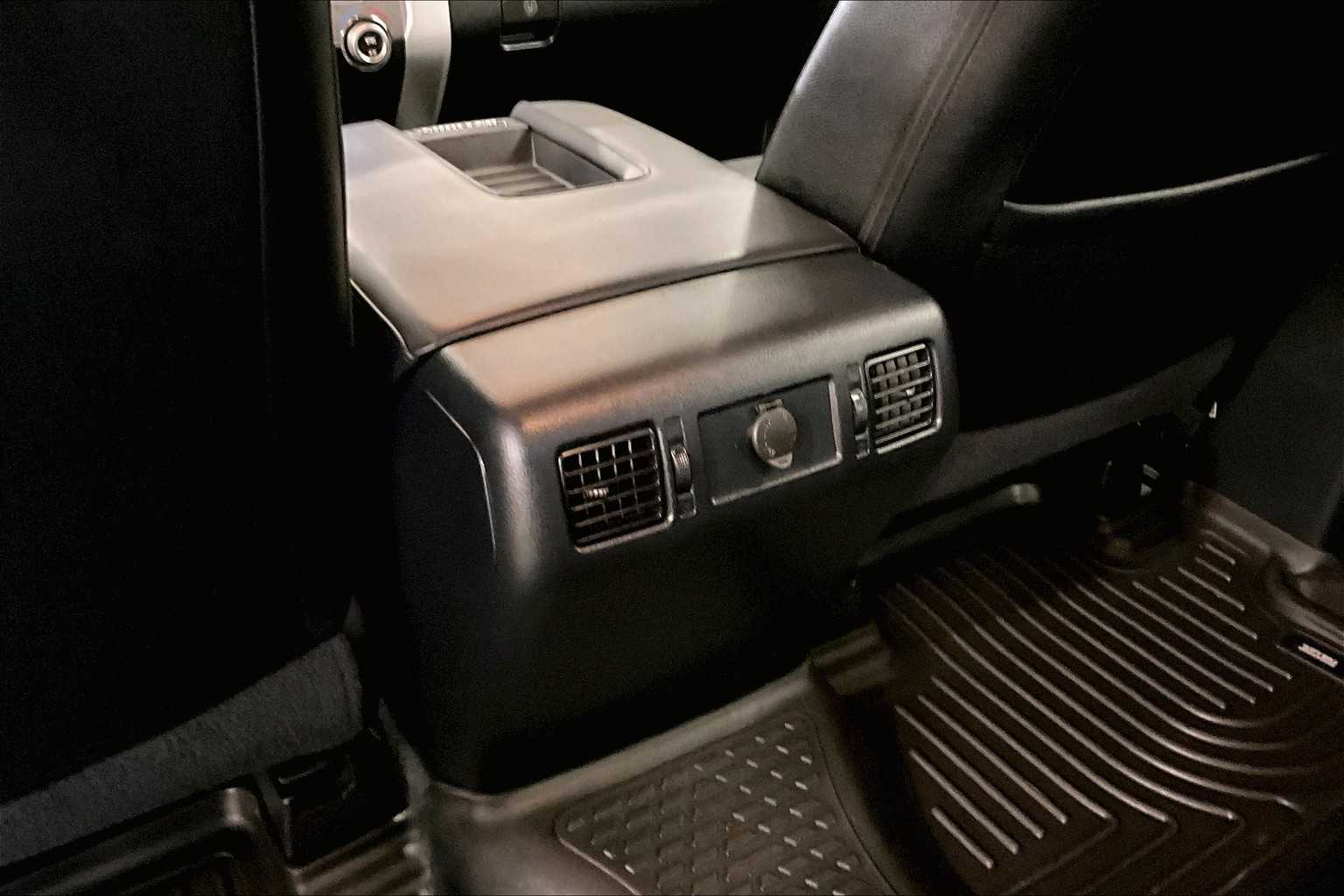 2019 Toyota Tundra Limited - Photo 28