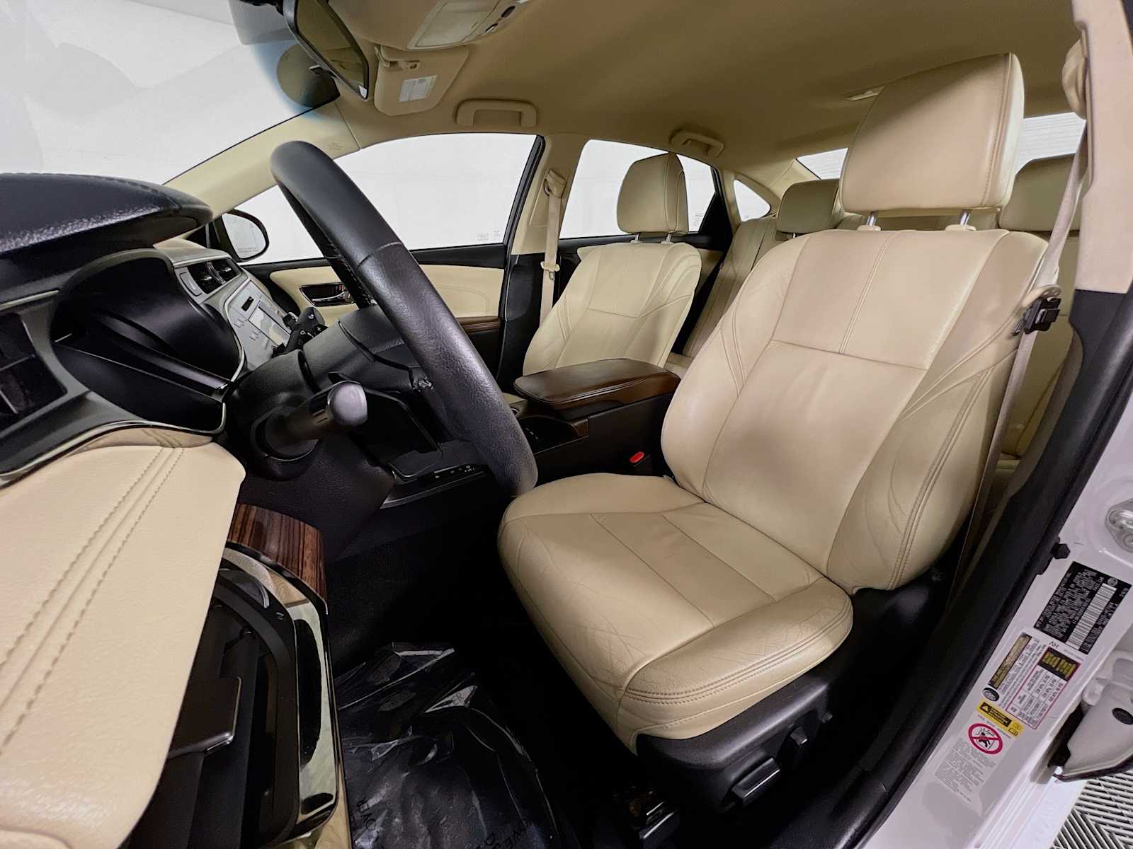 2015 Toyota Avalon Limited - Photo 21