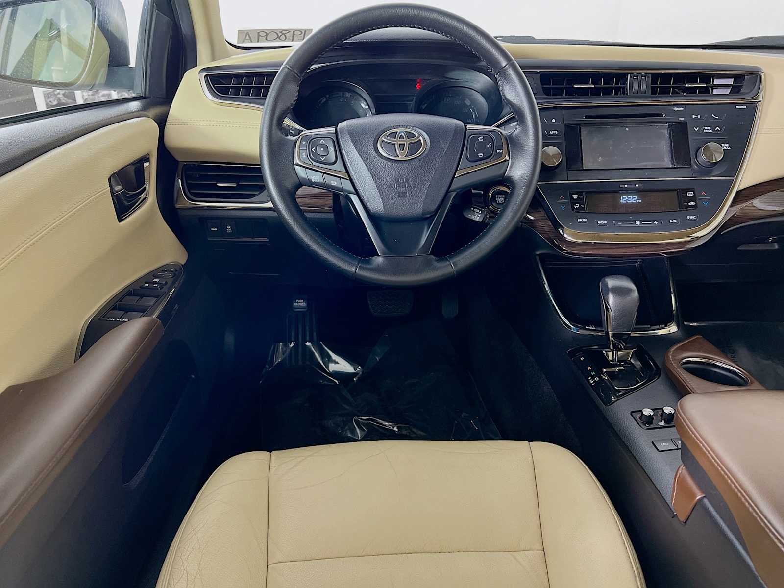 2015 Toyota Avalon Limited - Photo 22