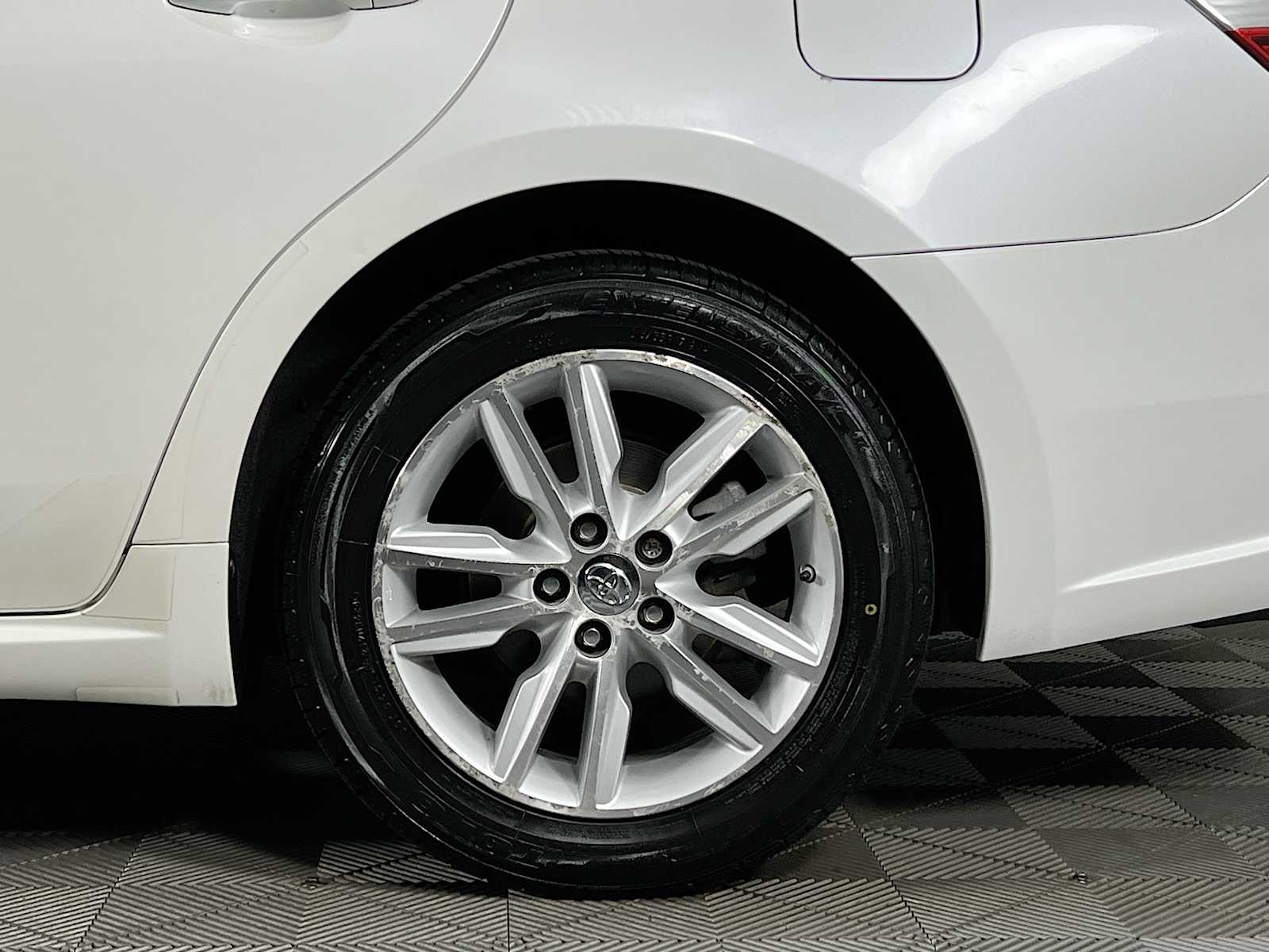 2015 Toyota Avalon Limited - Photo 31