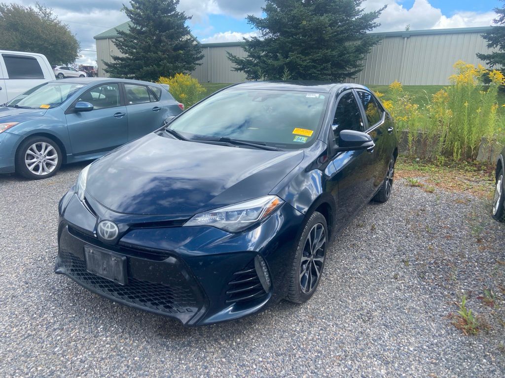 2017 Toyota Corolla SE - Photo 1