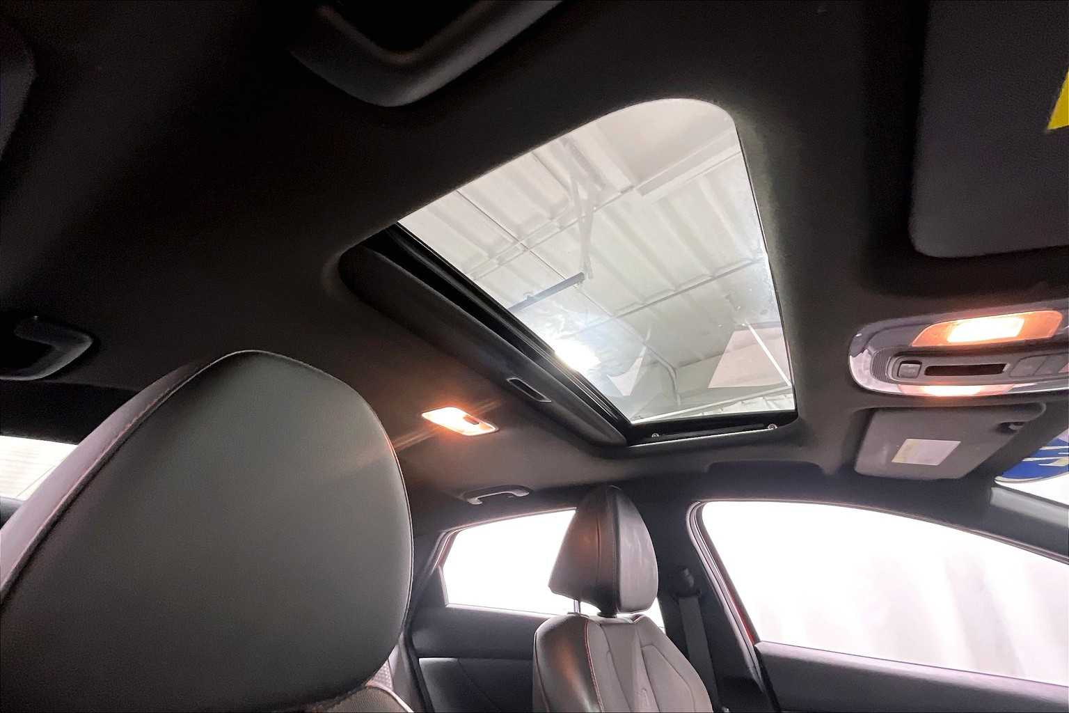 2022 Hyundai Elantra N Line - Photo 22