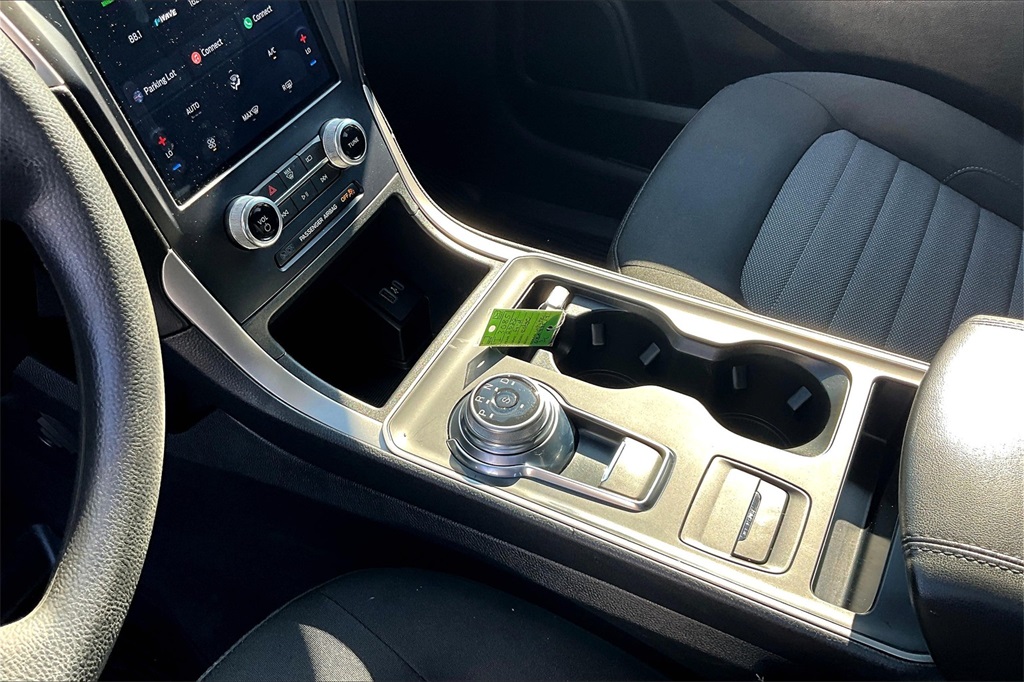 2022 Ford Edge SE - Photo 20
