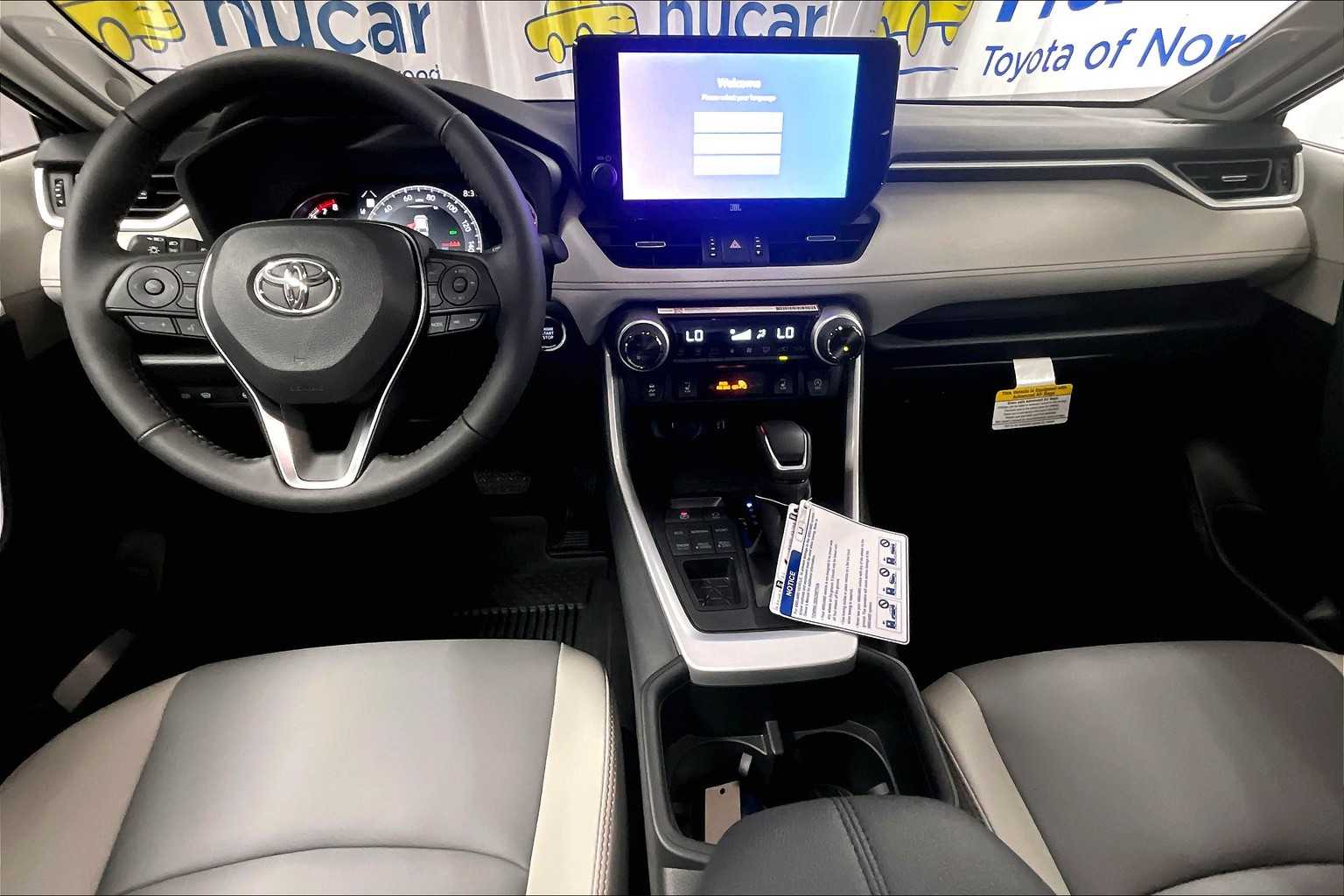 2025 Toyota RAV4 XLE Premium - Photo 12