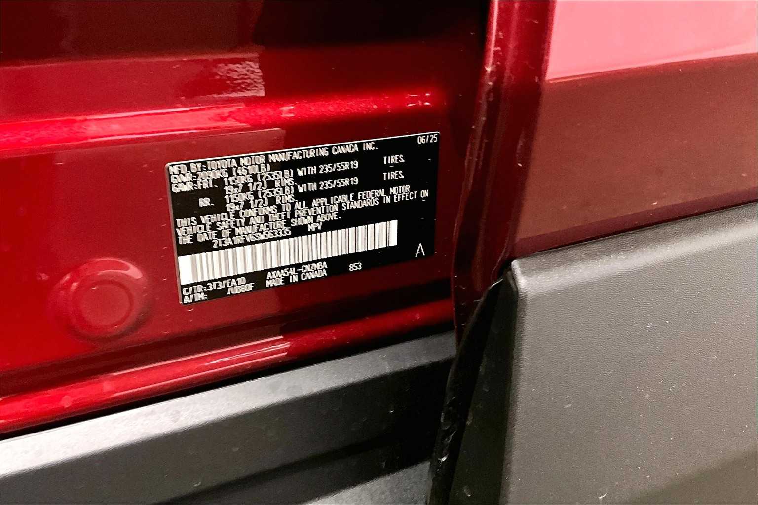 2025 Toyota RAV4 XLE Premium - Photo 17