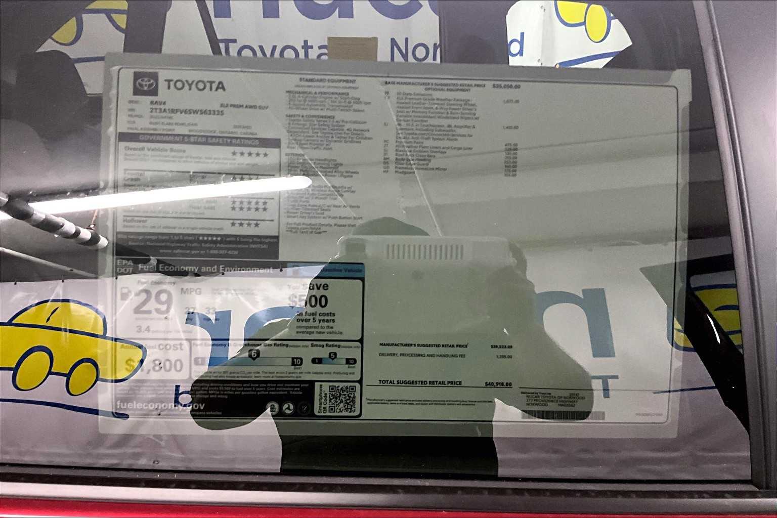 2025 Toyota RAV4 XLE Premium - Photo 18