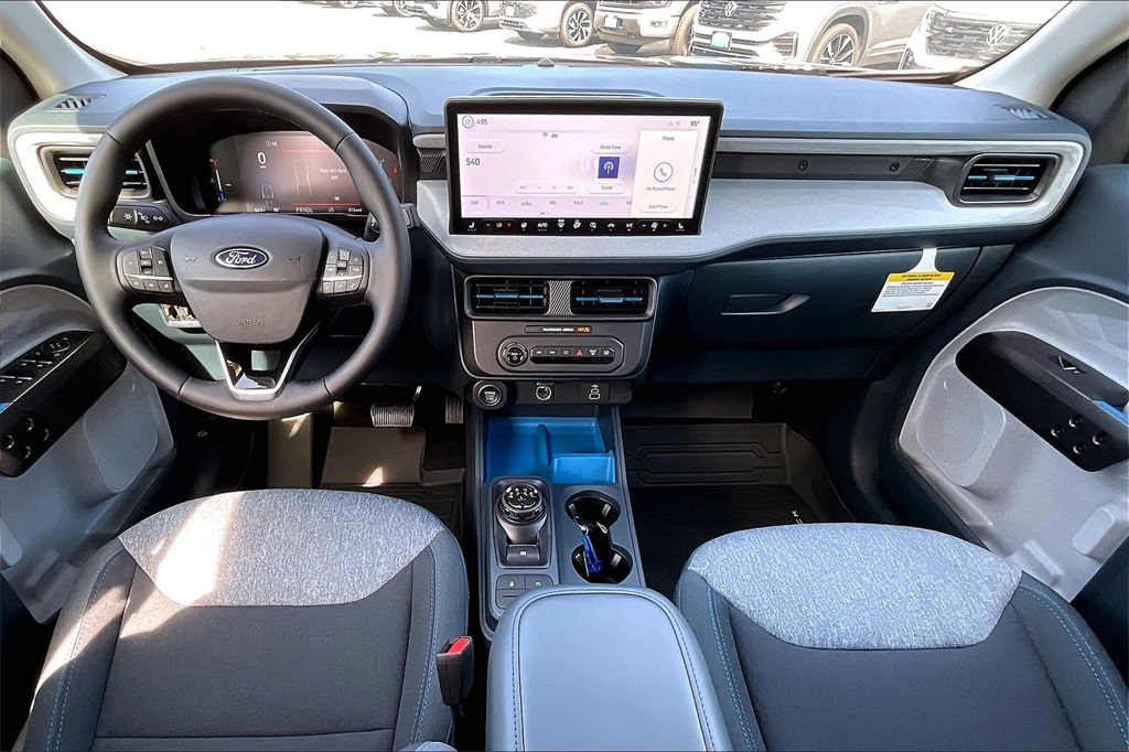 2025 Ford Maverick XLT - Photo 12