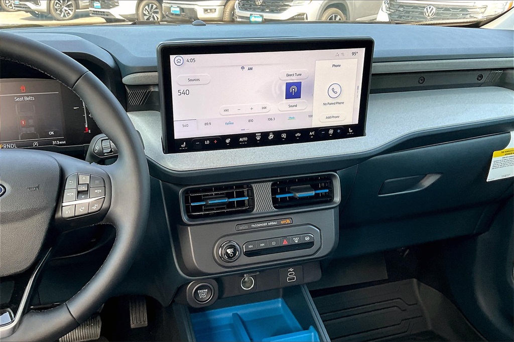 2025 Ford Maverick XLT - Photo 13