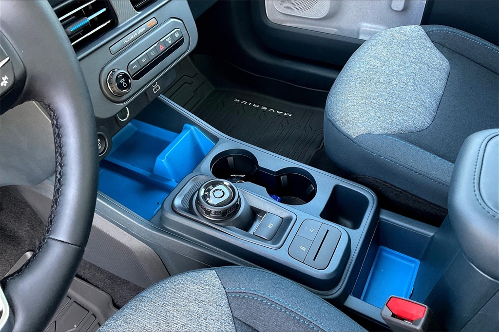 2025 Ford Maverick XLT - Photo 14