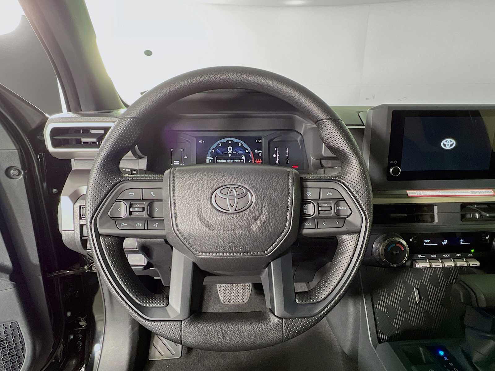 2025 Toyota Tacoma SR5 - Photo 7