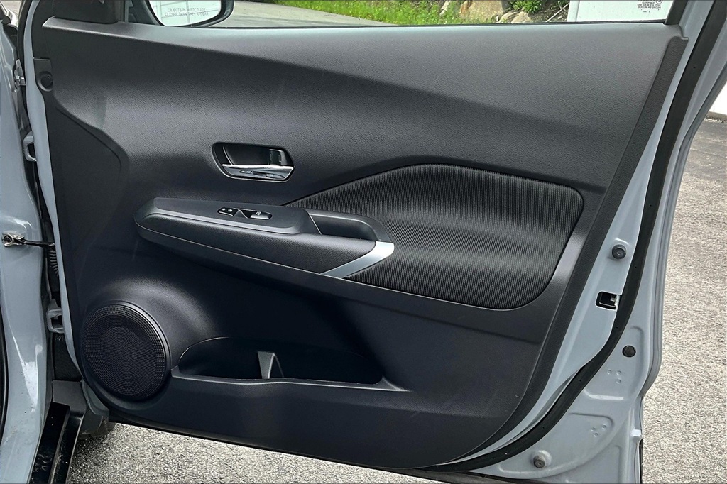 2021 Nissan Kicks SV - Photo 12
