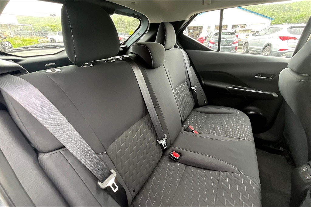 2021 Nissan Kicks SV - Photo 16