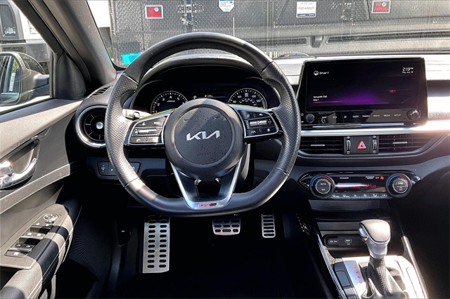 2022 Kia Forte GT-Line - Photo 9