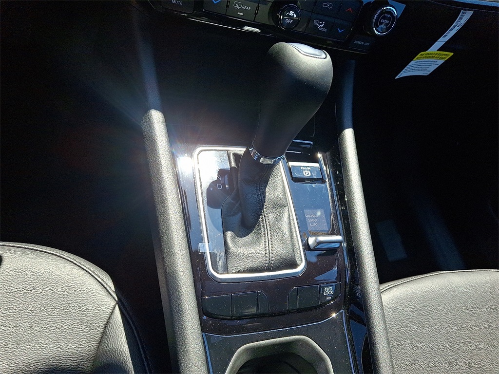 2025 Jeep Compass Limited - Photo 11