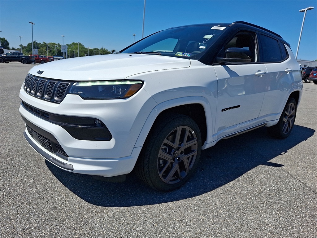2025 Jeep Compass Limited - Photo 2