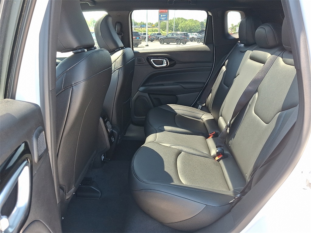 2025 Jeep Compass Limited - Photo 6