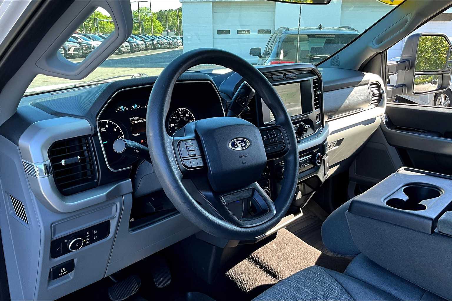 2022 Ford F-150 XLT - Photo 8
