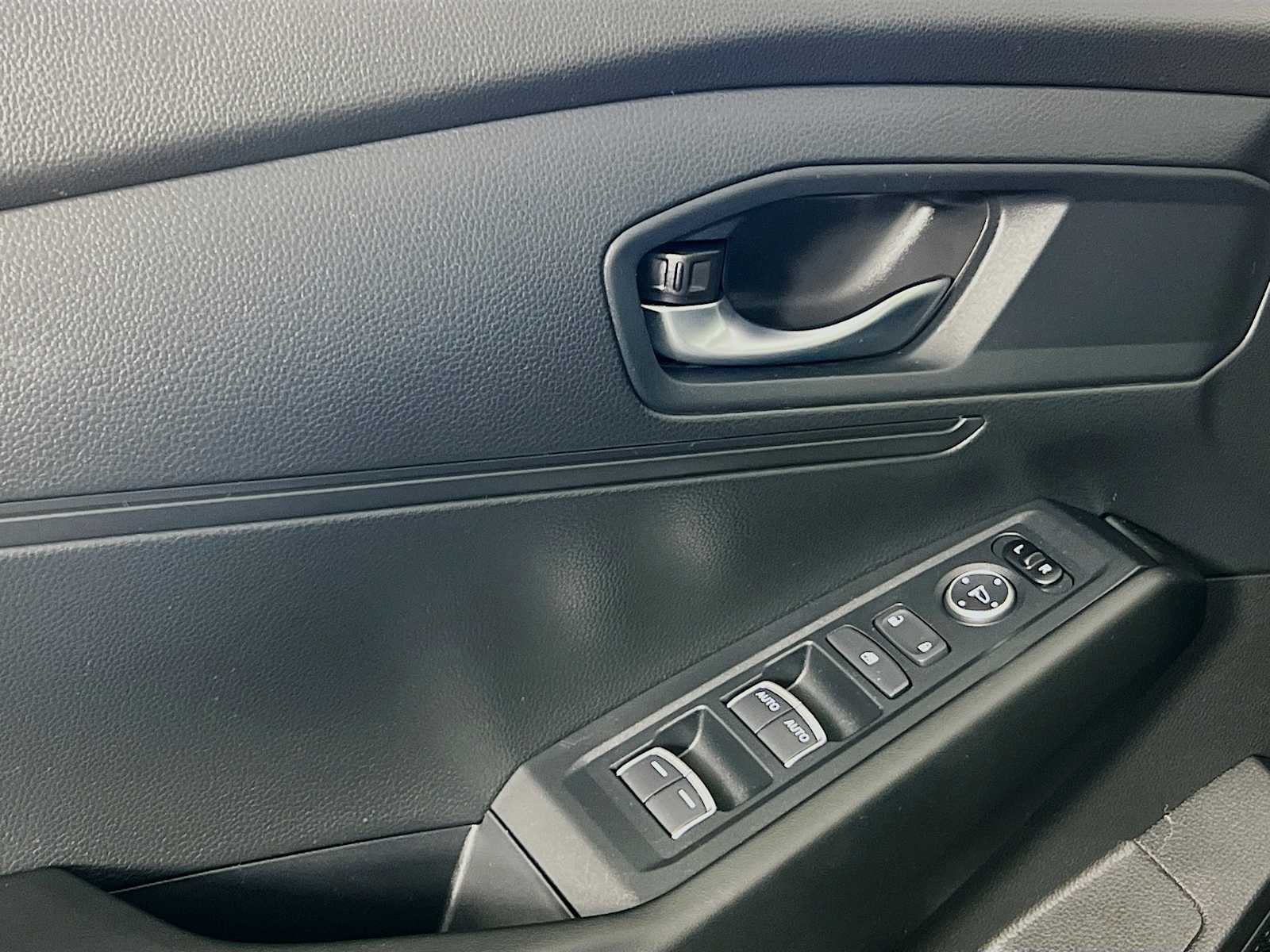 2023 Honda Accord LX - Photo 17