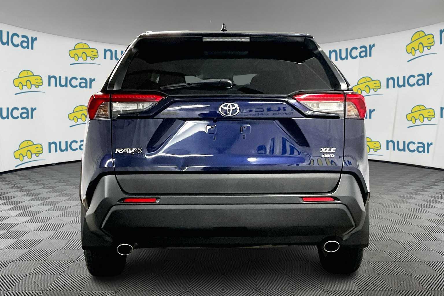 2019 Toyota RAV4 XLE - Photo 5