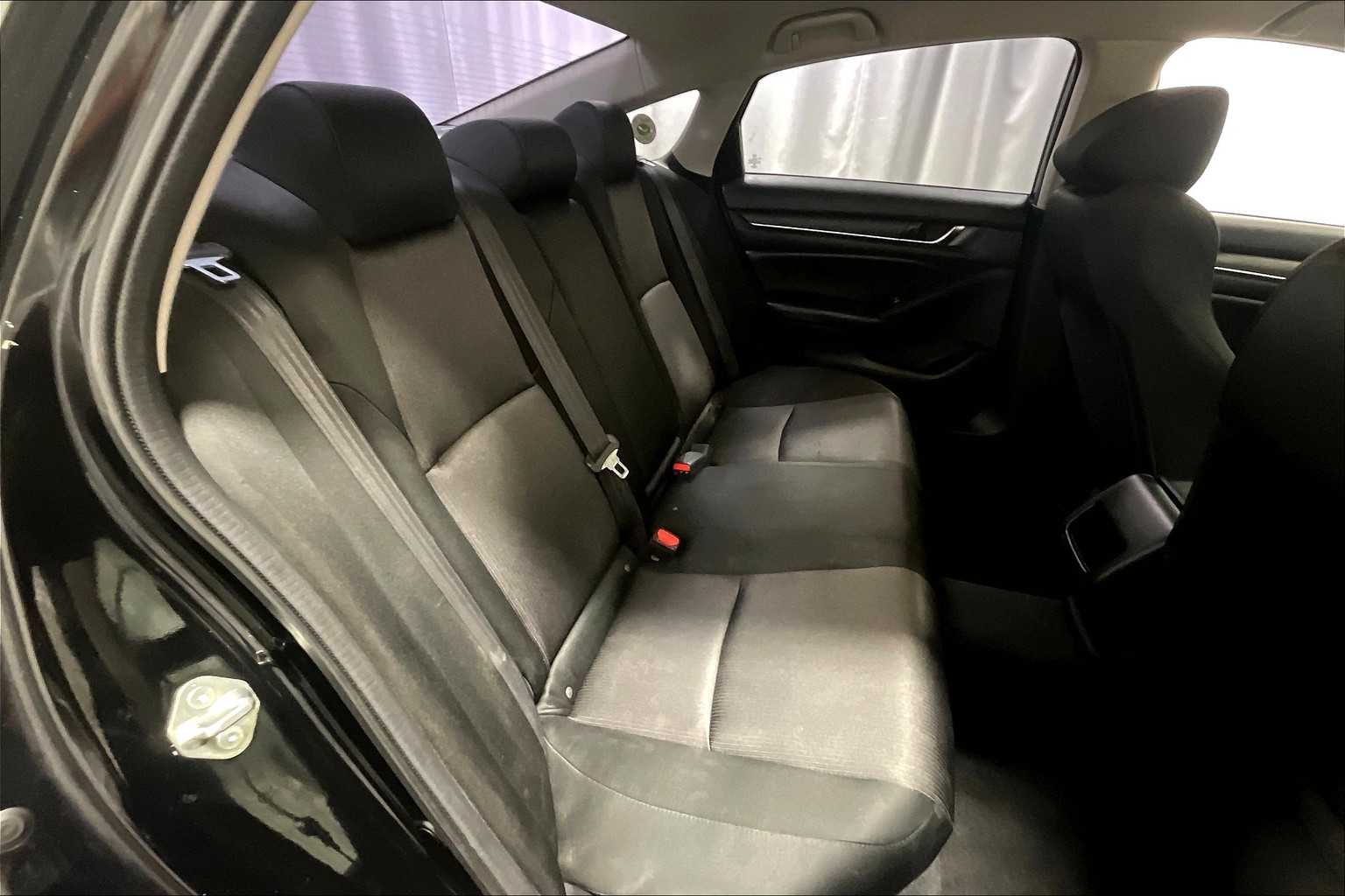 2020 Honda Accord LX - Photo 16