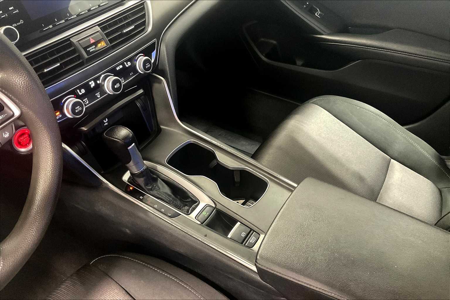 2020 Honda Accord LX - Photo 20