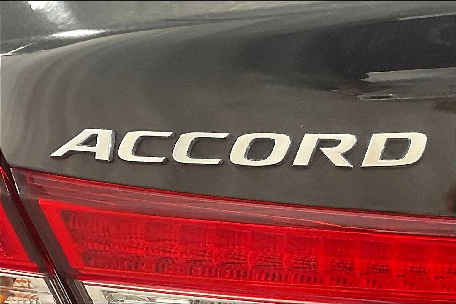 2020 Honda Accord LX - Photo 28
